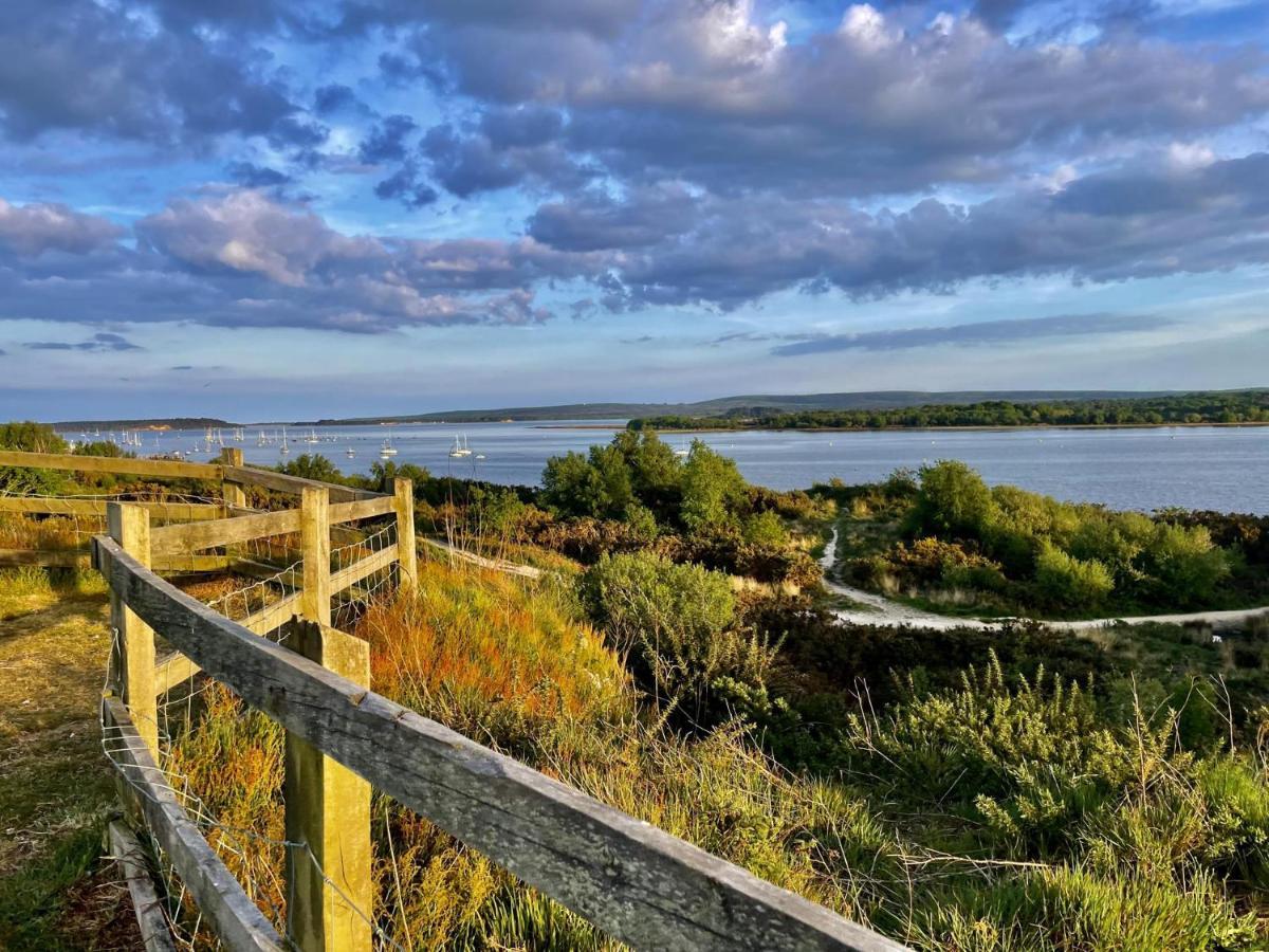 Poole Harbour View Lodge At Rockley Park 외부 사진
